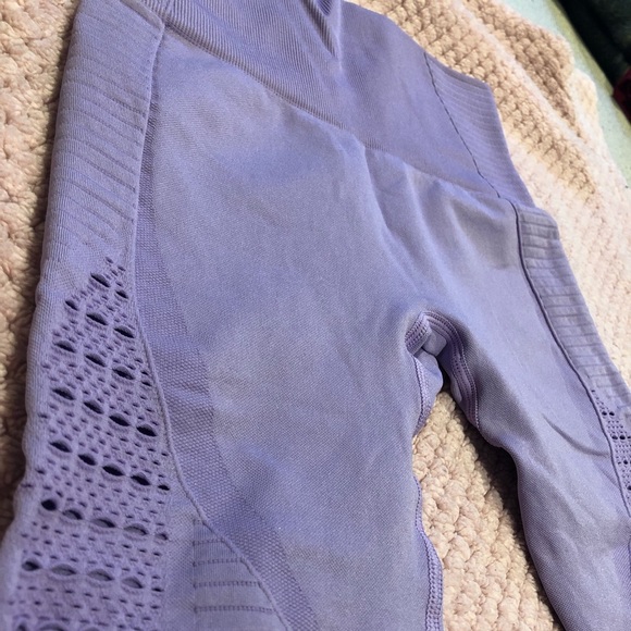 SOLD! Seemless leggings and bra SET! - Picture 5 of 7